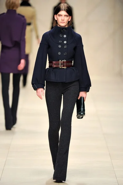 Look 37